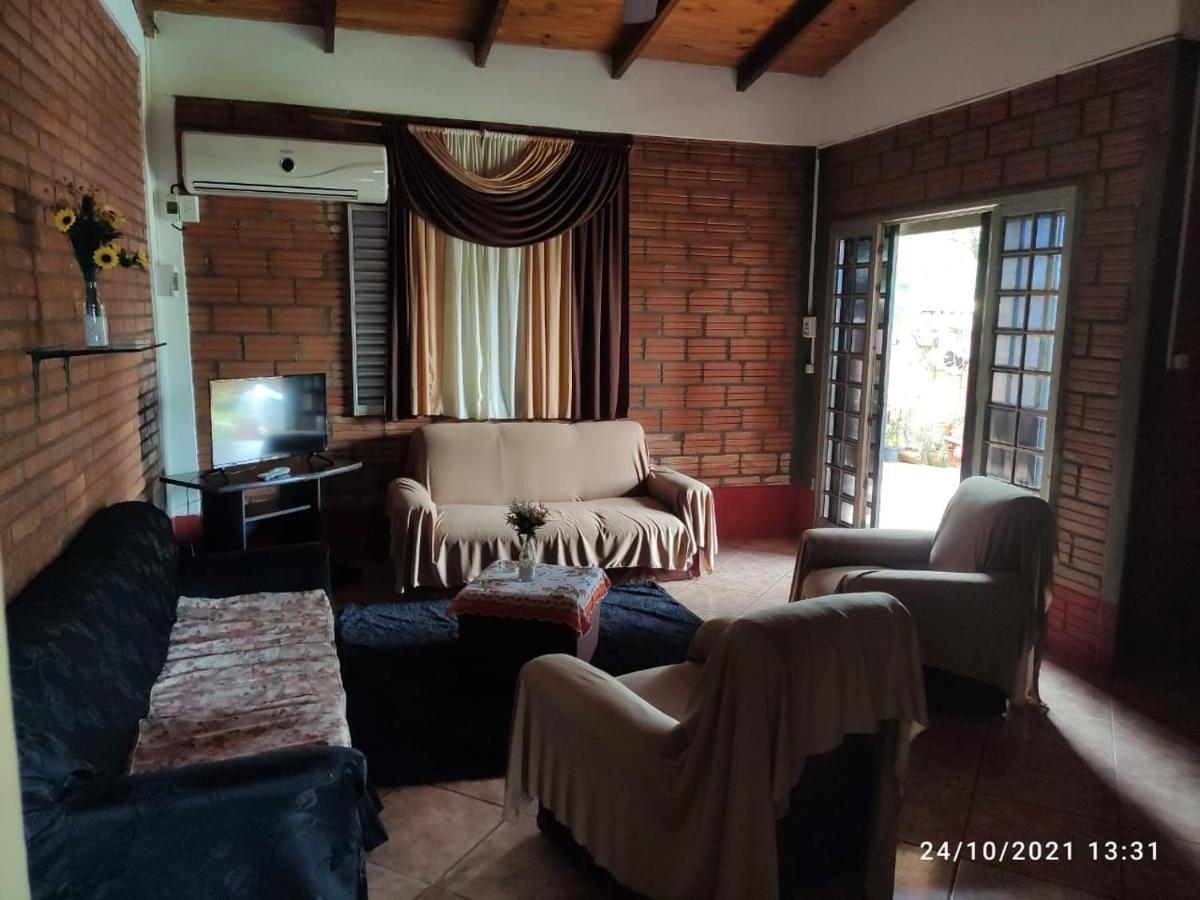 Iguazu Alojamiento "La Casa" Puerto Iguazu Luaran gambar